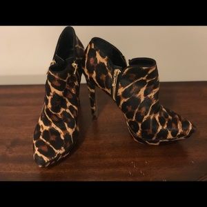 Jessica Simpson - Venni2 Leopard Heels